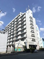 DEMO-01 ■オーナチェンジ物件
 ・現況月額賃料：85,000円（共益費込）
 ・現況利回り：8.1％

●ルーフバルコニー：20.70㎡
●東南角部屋
●陽当たり良好
●LDK：約14帖
●9階部分

＜周辺施設＞
 ・ローソン神戸深江浜店：徒歩5分（約390m）
 ・カインズ神戸深江浜店：徒歩5分（約400m）
 ・本庄小学校：徒歩21分（約1630m）
 ・本庄中学校：徒歩21分（約1630m）