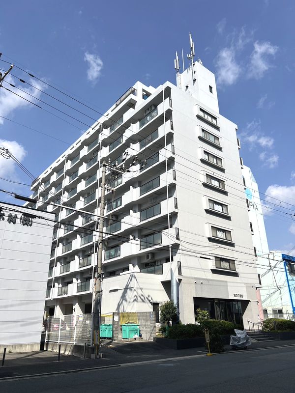 DEMO-01 ■オーナチェンジ物件
 ・現況月額賃料：85,000円（共益費込）
 ・現況利回り：7.5％

●ルーフバルコニー：20.70㎡
●東南角部屋
●陽当たり良好
●LDK：約14帖
●9階部分

＜周辺施設＞
 ・ローソン神戸深江浜店：徒歩5分（約390m）
 ・カインズ神戸深江浜店：徒歩5分（約400m）
 ・本庄小学校：徒歩21分（約1630m）
 ・本庄中学校：徒歩21分（約1630m）