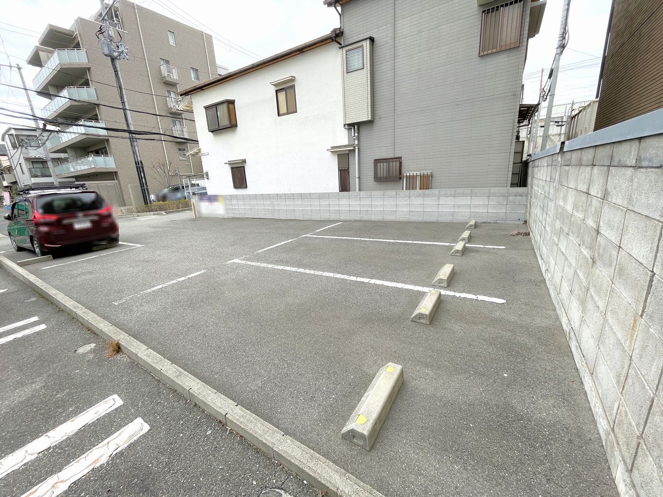 DEMO-01 3沿線利用可能
・JR東海道本線「さくら夙川」駅:徒歩2分
・阪急神戸線「夙川」駅:徒歩8分
・阪神本線「香櫨園」駅:徒歩8分
建築条件はございません
(建ぺい率:80%・容積率:300%)
現況更地・整形地
西側公道幅員約5.0mに接道
接道間口:約6.9m