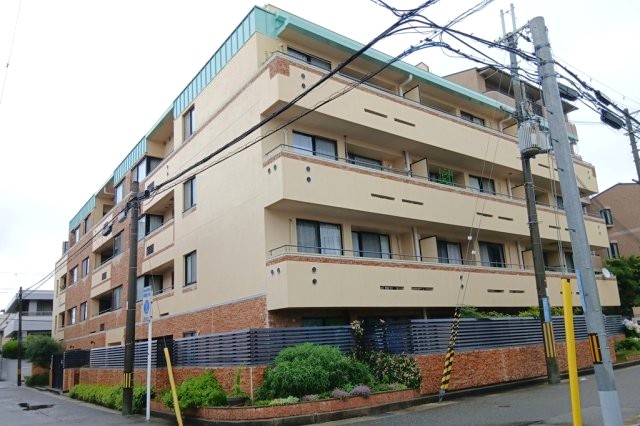 DEMO-01 阪急「武庫之荘」駅まで徒歩3分
専有面積:54.57㎡の2LDK
1996年11月建築
食器洗浄乾燥機や浴室乾燥機など、充実の設備
スーパーフレスコ武庫之荘店まで徒歩3分と毎日のお買物に便利な立地
リフォーム中(2026年9月完成予定)
・キッチン新調
・浴室新調
・トイレ新調
・洗面化粧台新調
・フローリング張替
・クロス張替
・給湯器新調
・給排水管新調(可能範囲) など